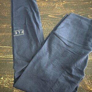 Fleo El Torro 25" Legging, Navy